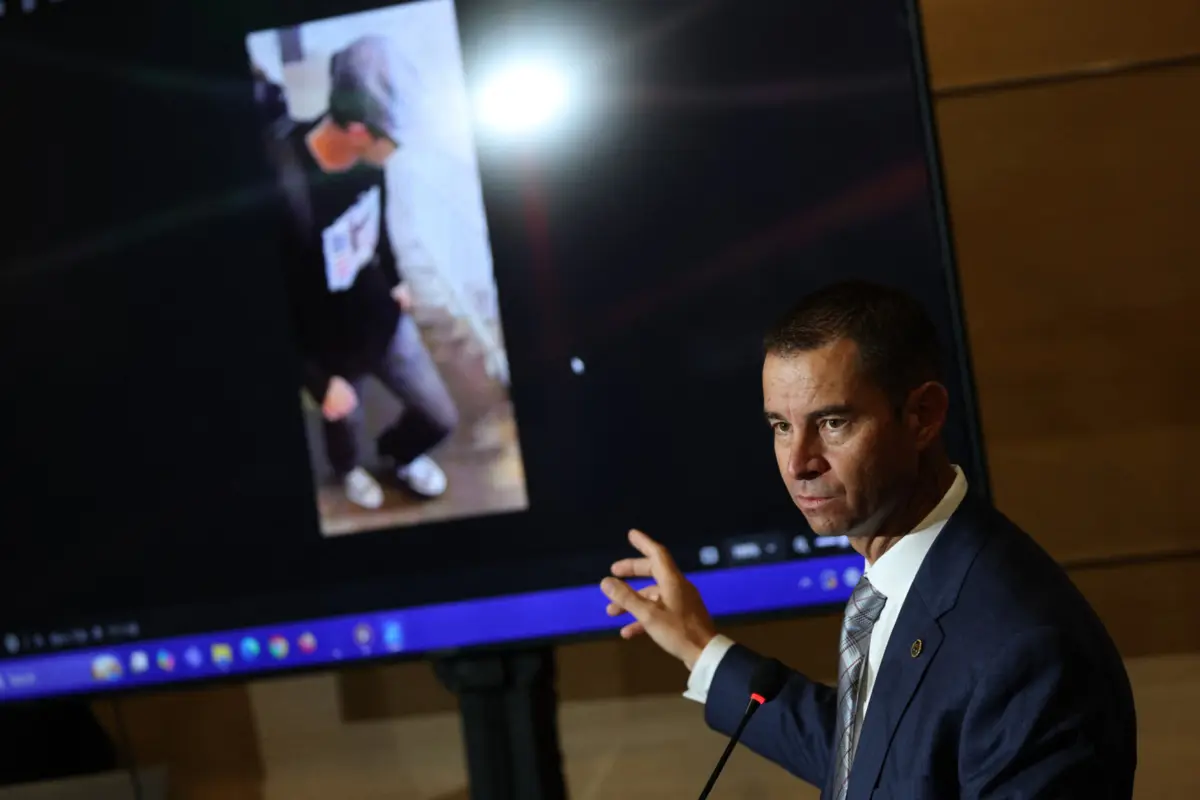 As novas imagens foram exibidas durante uma conferência de imprensa, que durou 10 minutos