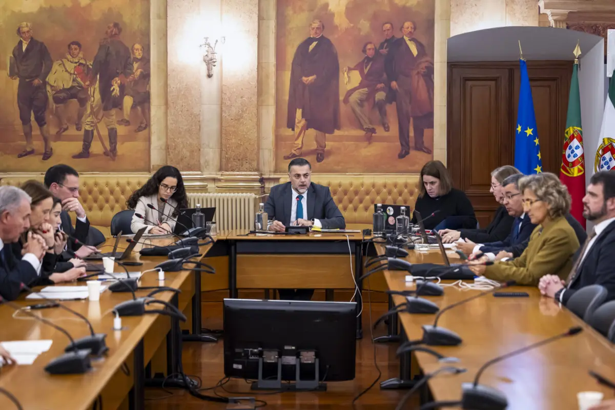 Imagem de contexto do artigo Comissão de inquérito ao caso das gémeas aponta para "intervenção especial" da Casa Civil sem ilegalidade