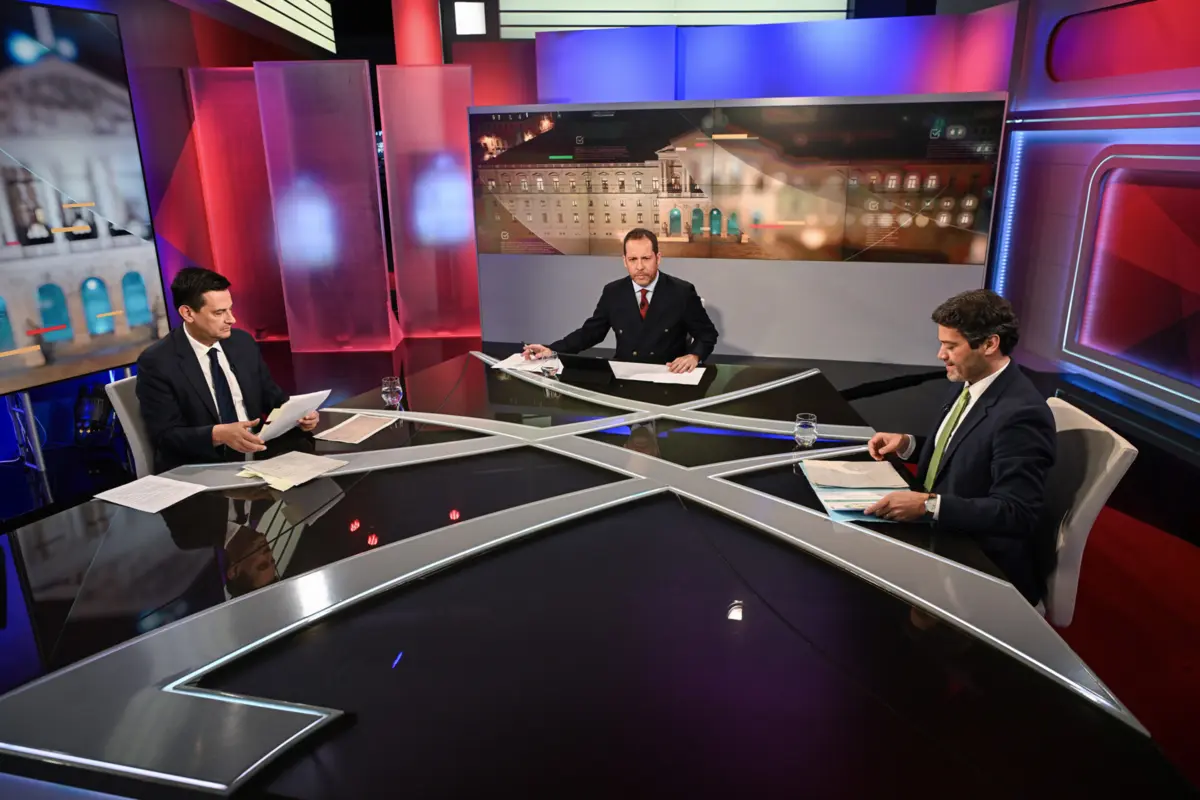 Imagem de contexto do artigo Ventura desafia IL para acordo à direita, Rocha diz que com Chega é impossível