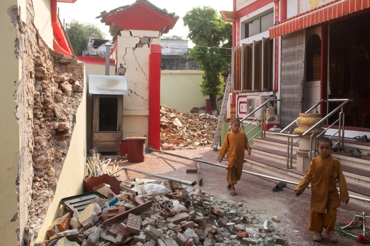 Imagem de contexto do artigo Sobe para mais de dois mil o número de mortos no sismo em Myanmar