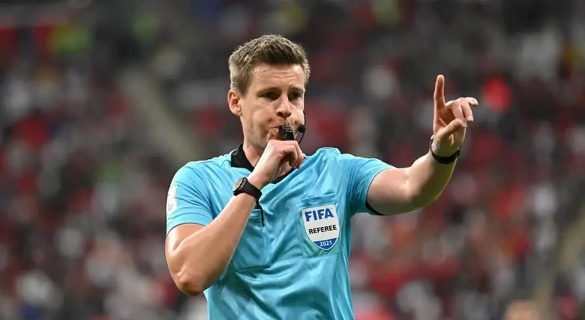 Imagem de contexto do artigo Champions: norueguês Espen Eskas arbitra receção do Sporting ao Dortmund