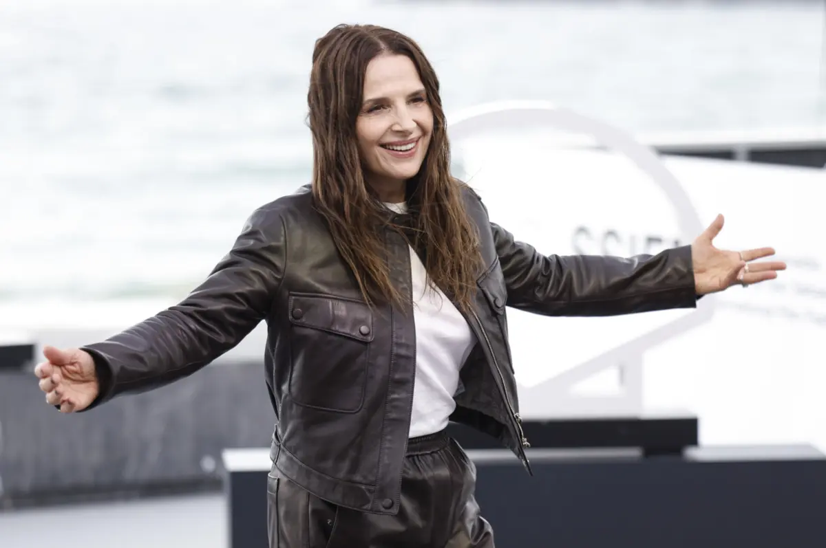 Imagem de contexto do artigo Crónica de cinema: Claire Denis desencontrada e Binoche e o seu souvenir em San Sebastián