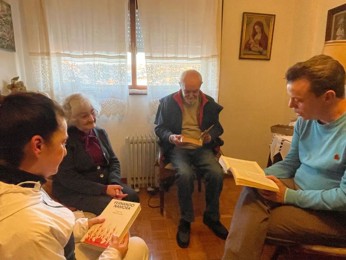 Imagem de contexto do artigo Voluntários levam “leituras ao domicílio” para combater isolamento em Coimbra