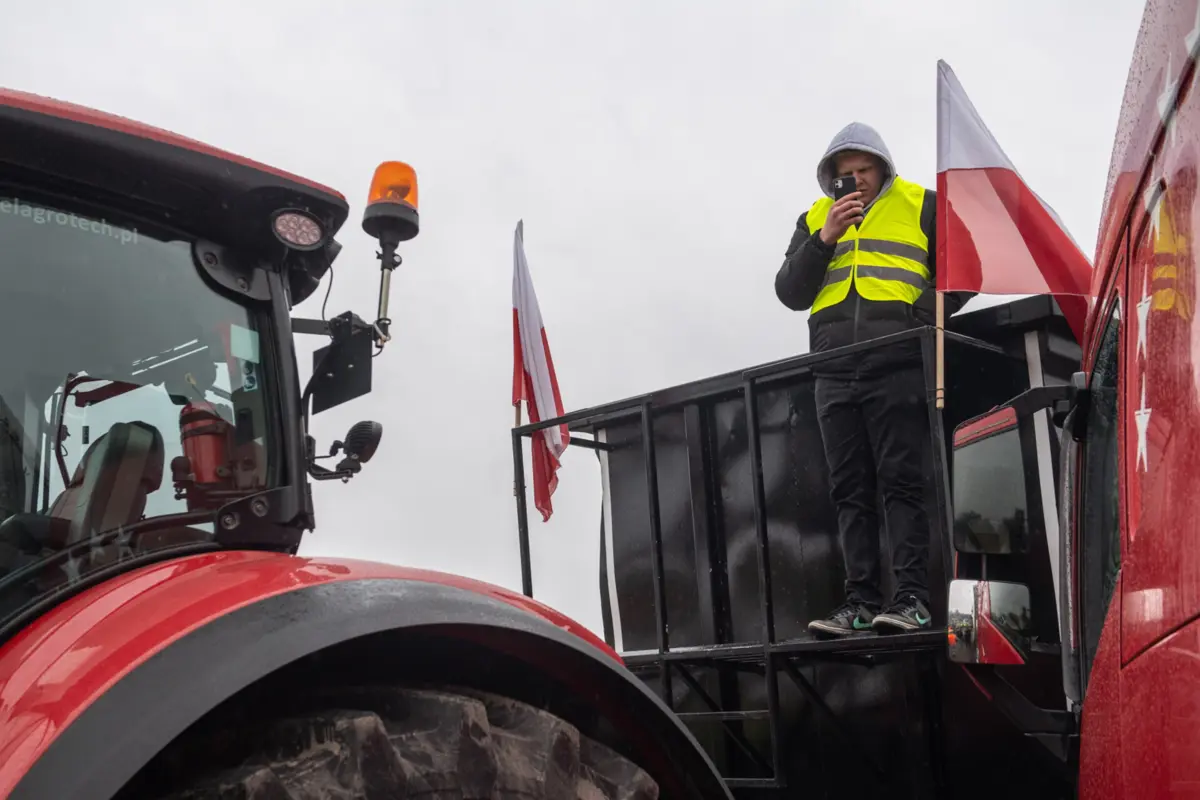 Imagem de contexto do artigo Agricultores polacos bloqueiam autoestrada e posto fronteiriço com a Alemanha