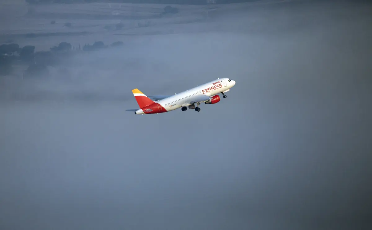 Tanto os passageiros como os tripulantes saíram ilesos