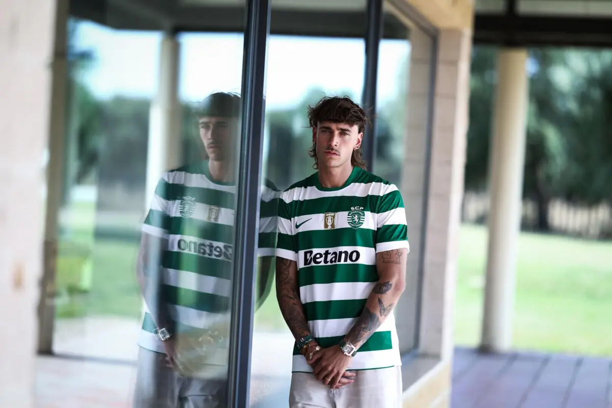 O defesa-esquerdo é o sexto reforço do Sporting para a nova temporada