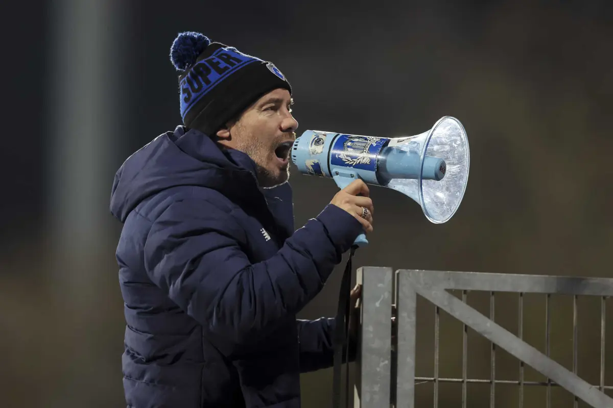 Imagem de contexto do artigo Assembleia Geral do FC Porto já tem data para decidir expulsão de Fernando e Sandra Madureira