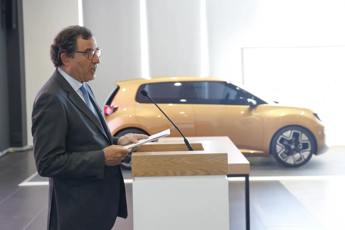 A Autoeuropa é a única empresa do ramo automóvel em Portugal que tem uma área de prensas