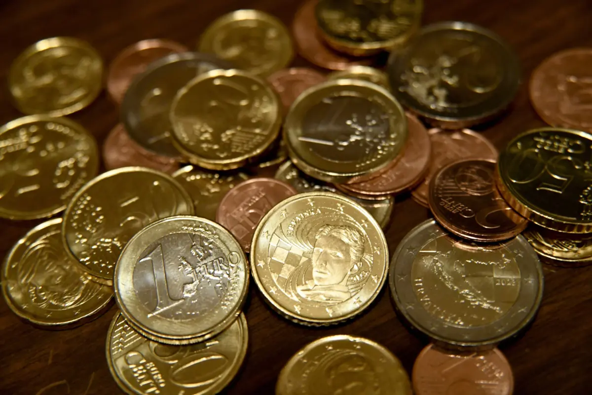 Imagem de contexto do artigo Estado passa de excedente a défice de 259 milhões de euros até março