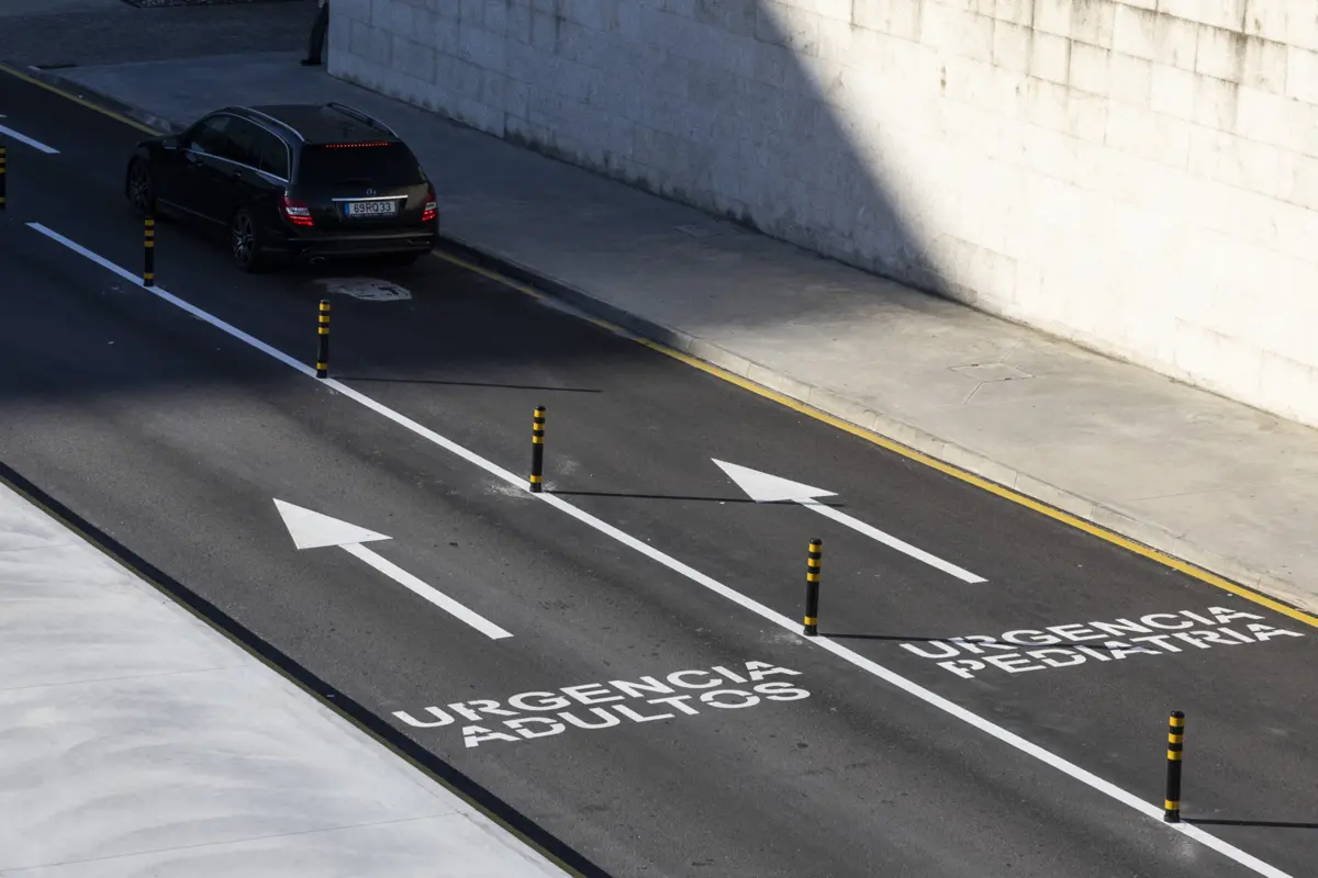 Imagem de contexto do artigo "Não pode ser esta a solução." Sesimbra e Almada criticam urgência regional e lamentam falta de "envolvimento das autarquias"
