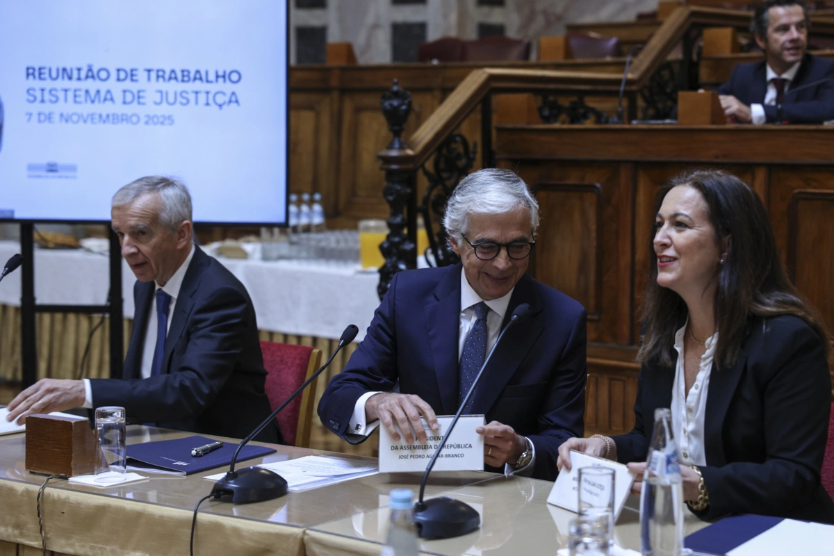 Imagem de contexto do artigo Após "reunião inédita", Aguiar-Branco considera existir denominador comum para reforma da Justiça