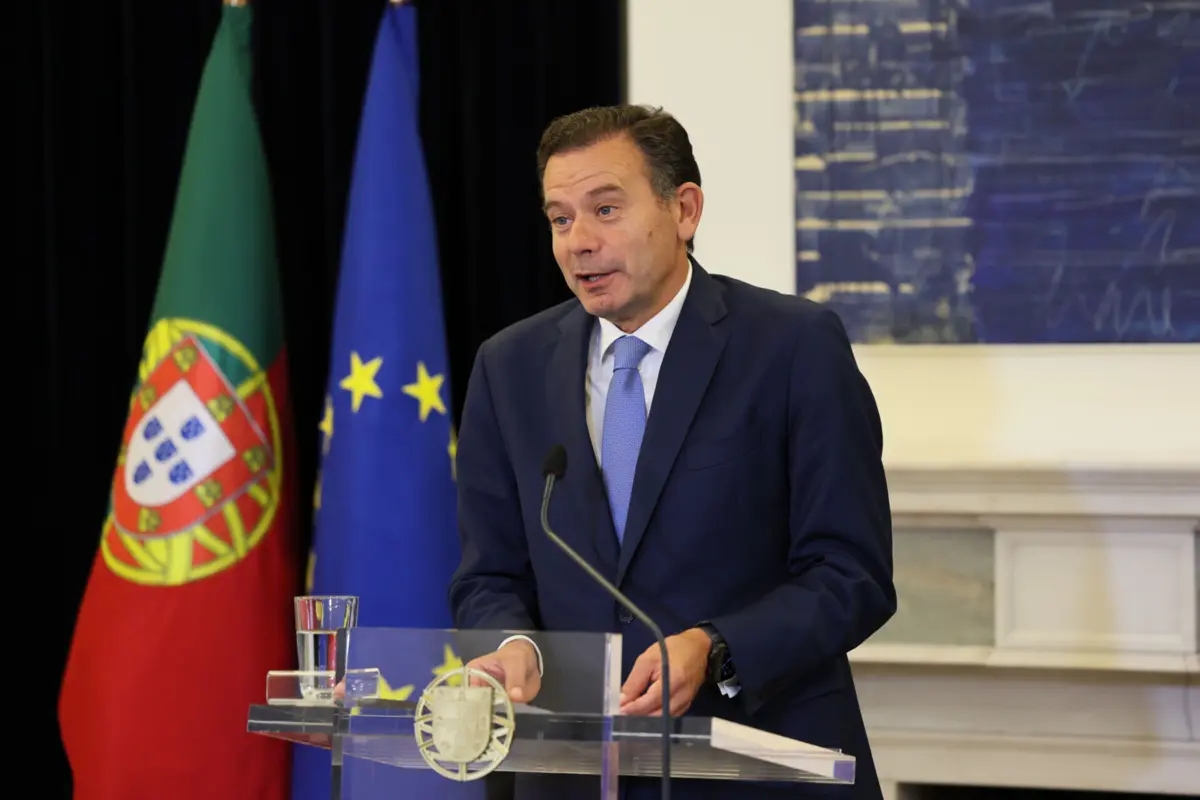 Imagem de contexto do artigo Governo aprova agravamento do IMT para compra de casa por cidadãos não residentes