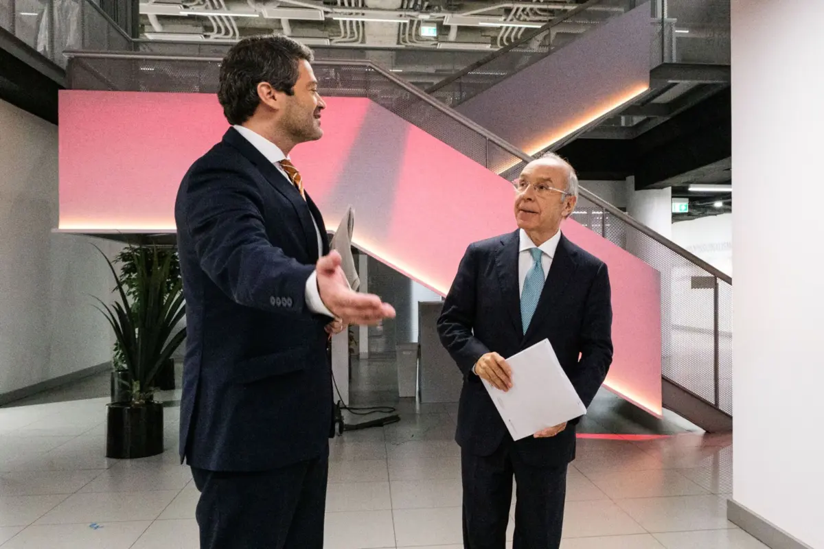 Imagem de contexto do artigo Combate à corrupção dominou debate de fortes acusações entre Marques Mendes e Ventura