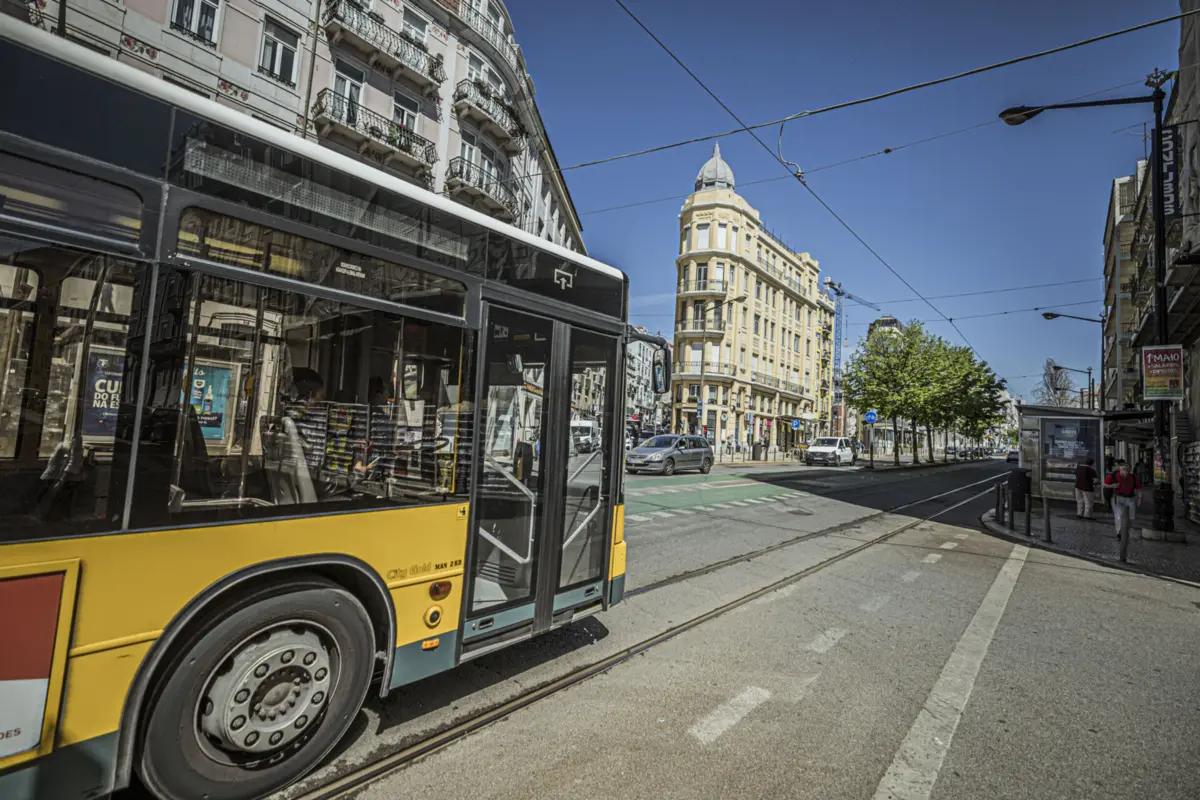 Imagem de contexto do artigo Carlos Moedas anuncia serviços gratuitos na Carris