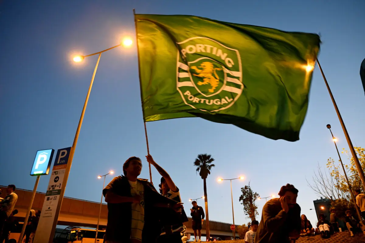 Imagem de contexto do artigo PJ detém mais um adepto do Sporting por suspeitas de envolvimento em ataque a adeptos do FC Porto
