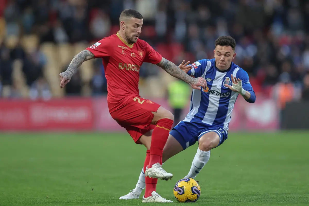 Imagem de contexto do artigo Dragão morreu com o veneno de outros arsenais. FC Porto empata em Barcelos