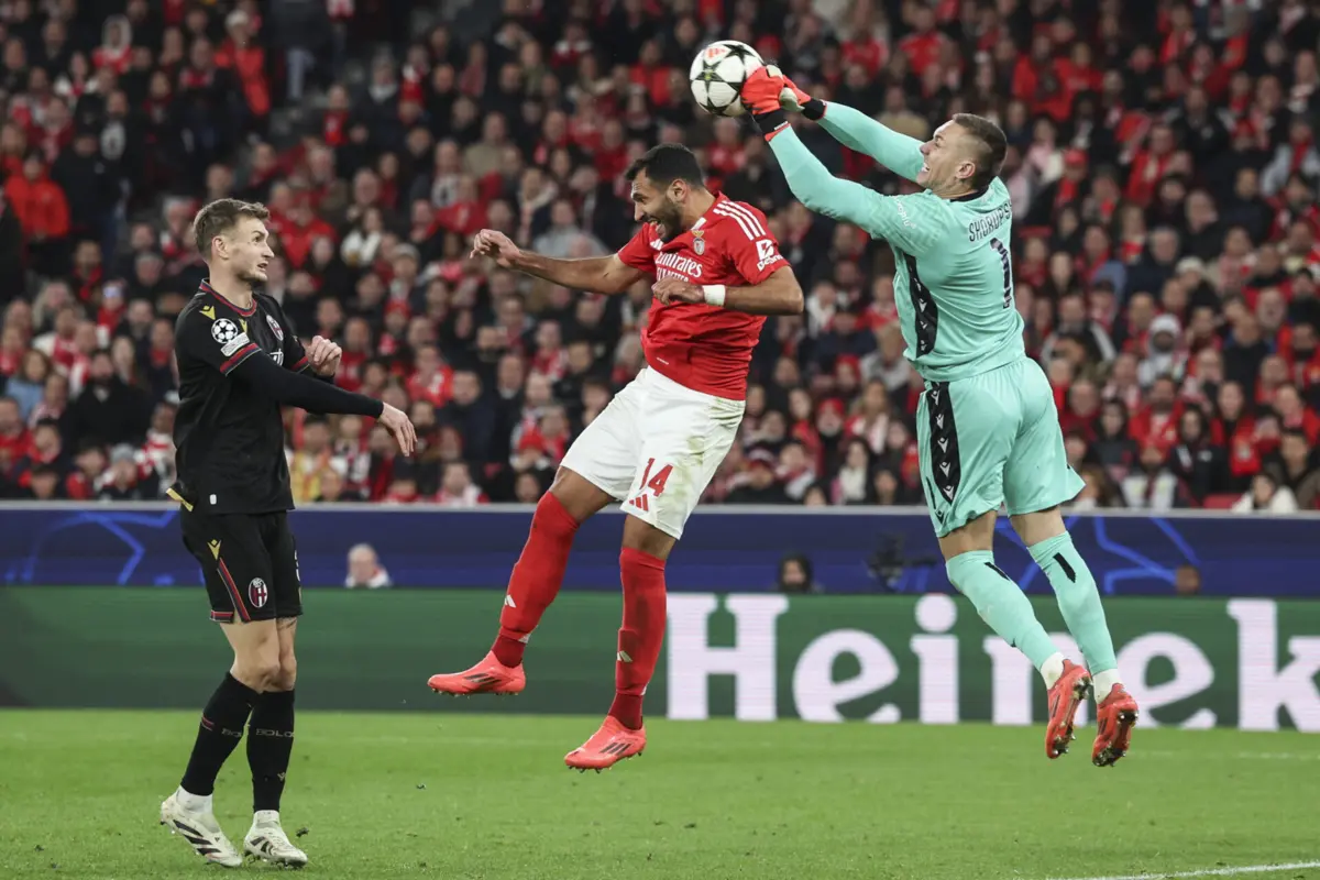 Imagem de contexto do artigo Muro polaco impediu que águia comesse esparguete à bolonhesa: Benfica empata na Champions