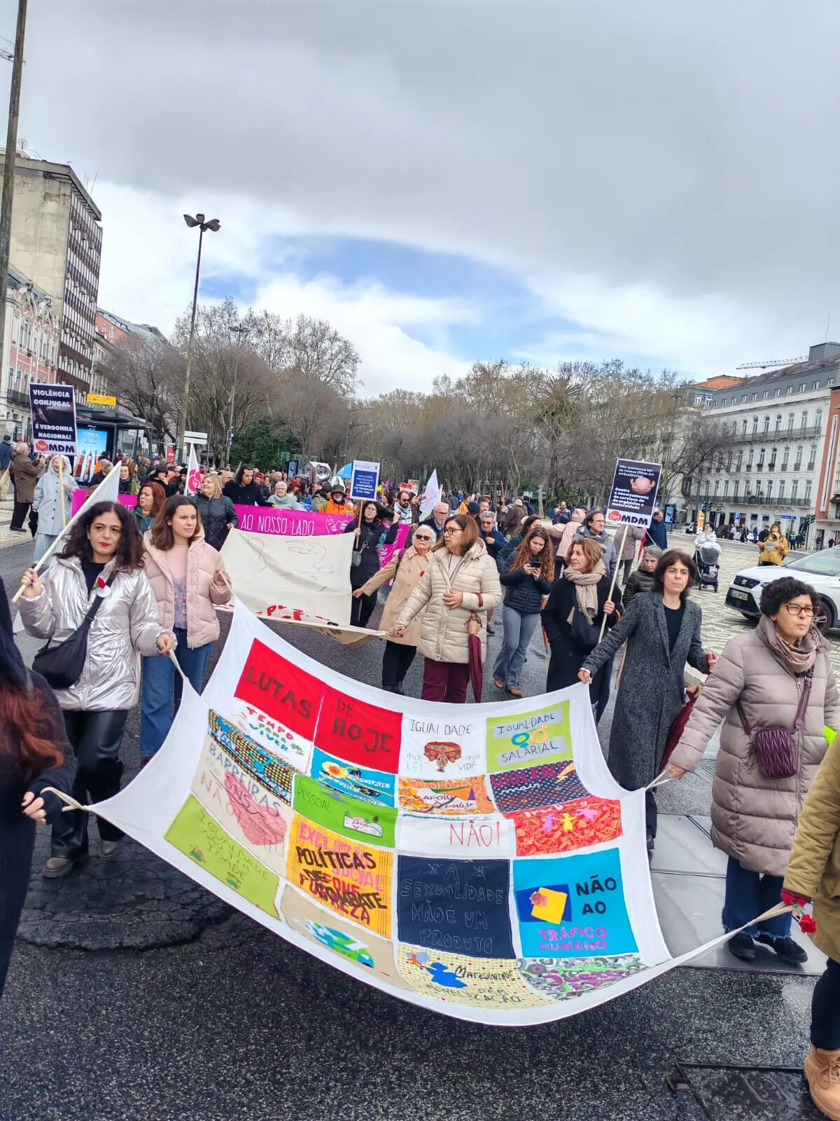 Imagem de contexto do artigo Movimento assinala Dia das Mulheres com iniciativas nos 18 distritos do continente e nos Açores