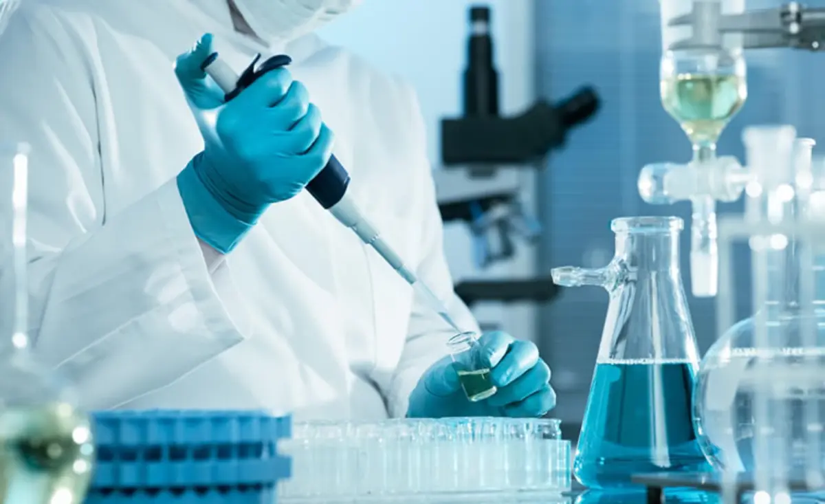 Imagem de contexto do artigo A vida (in)visível dos investigadores em Portugal. Mentes científicas em precariedade