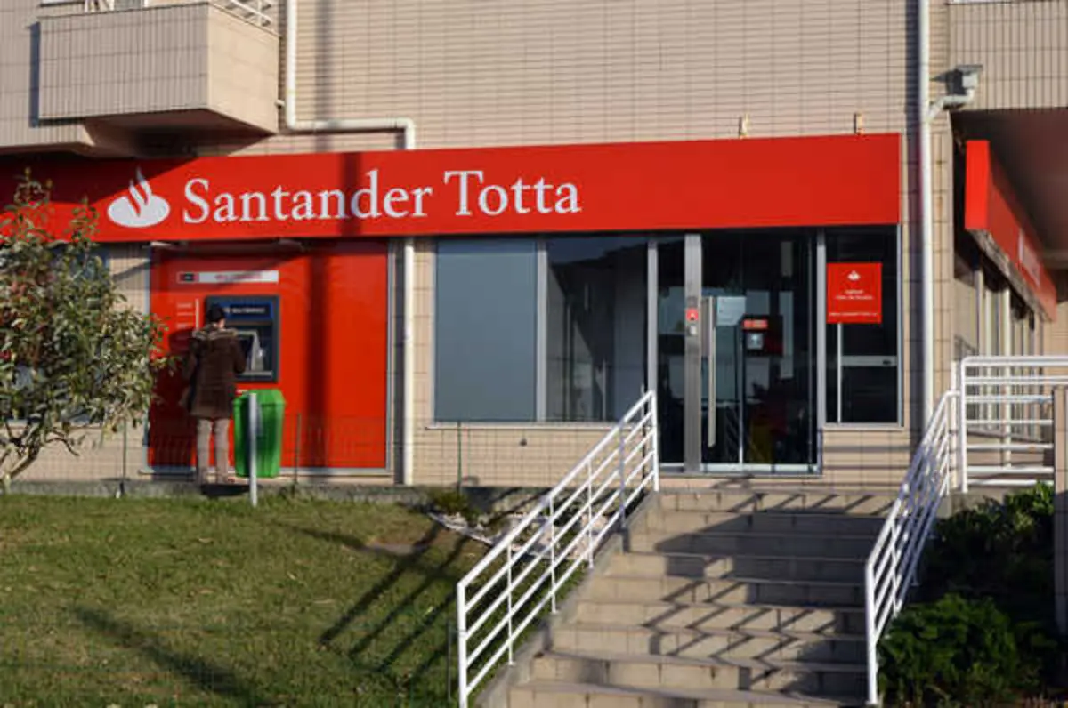 Imagem de contexto do artigo Lucros consolidados do Santander Totta caem 3,9% para 990 milhões de euros em 2024