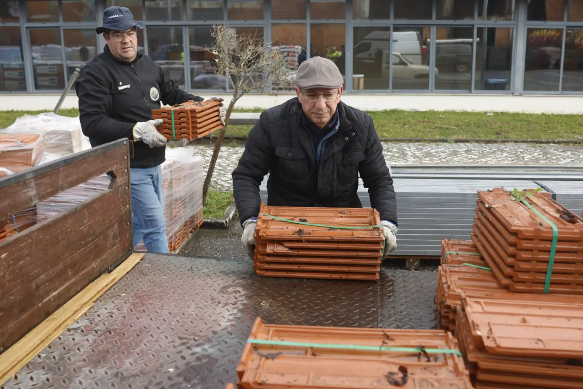 Imagem de contexto do artigo Município de Leiria pede doação urgente de telhas
