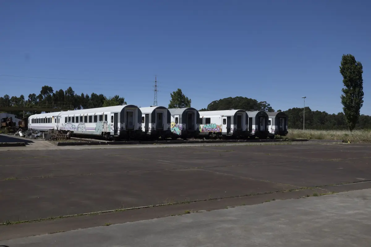Imagem de contexto do artigo Cinco pessoas detidas e outras 10 identificadas por “vandalismo ferroviário” em Lisboa