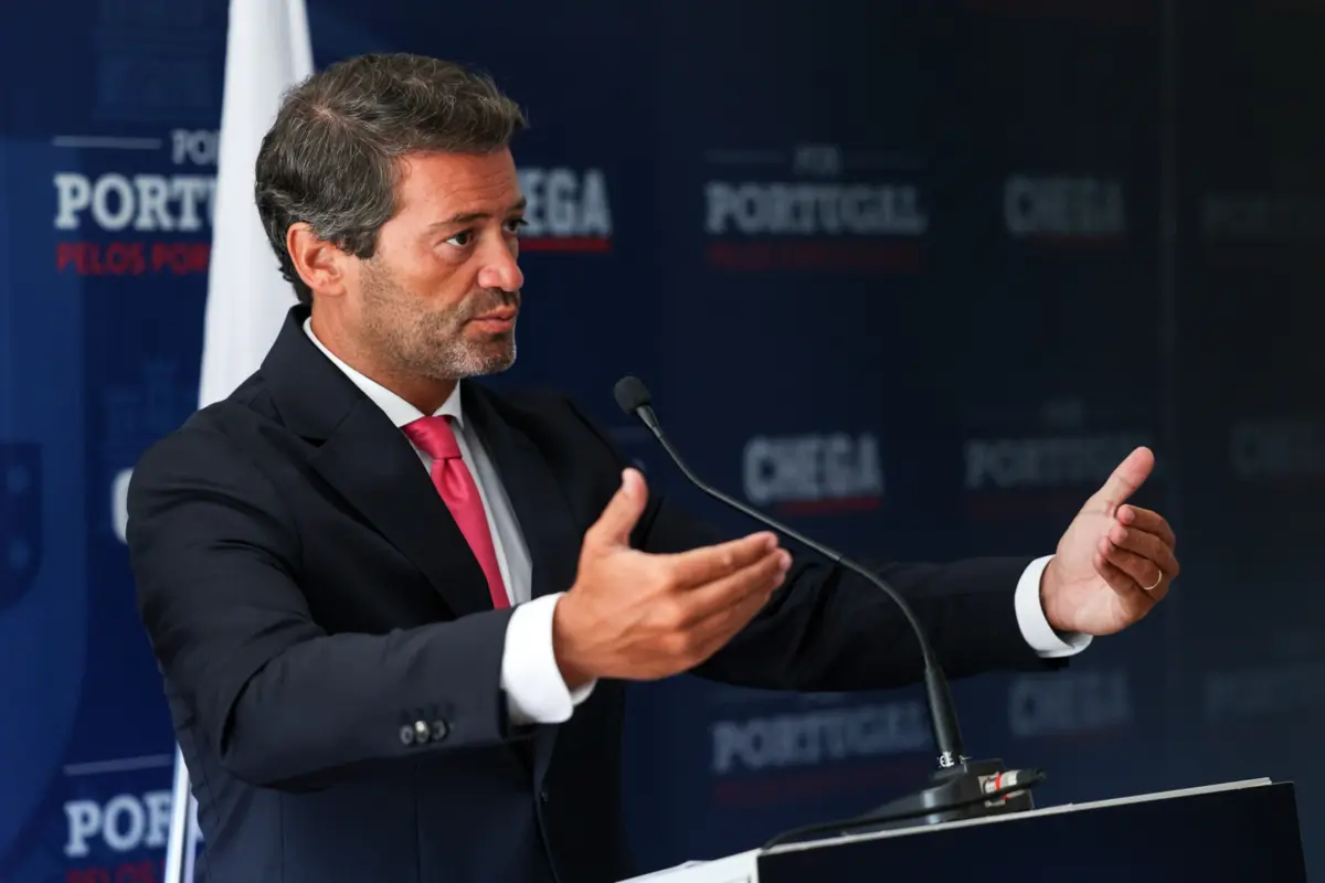 Imagem de contexto do artigo Ventura pressiona Marcelo: sem Orçamento, só eleições são solução (e alerta para mandato "em desgraça")