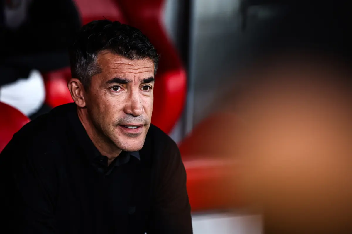 Imagem de contexto do artigo Bruno Lage rescinde com Benfica. Treinador está na mira do Al-Ahly para assumir comando técnico