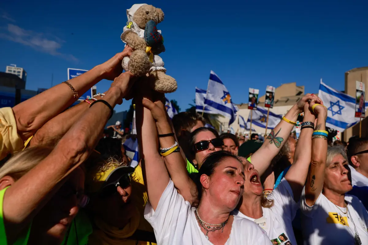 Imagem de contexto do artigo "Bem-vindos a casa." MNE de Israel identifica sete reféns libertados