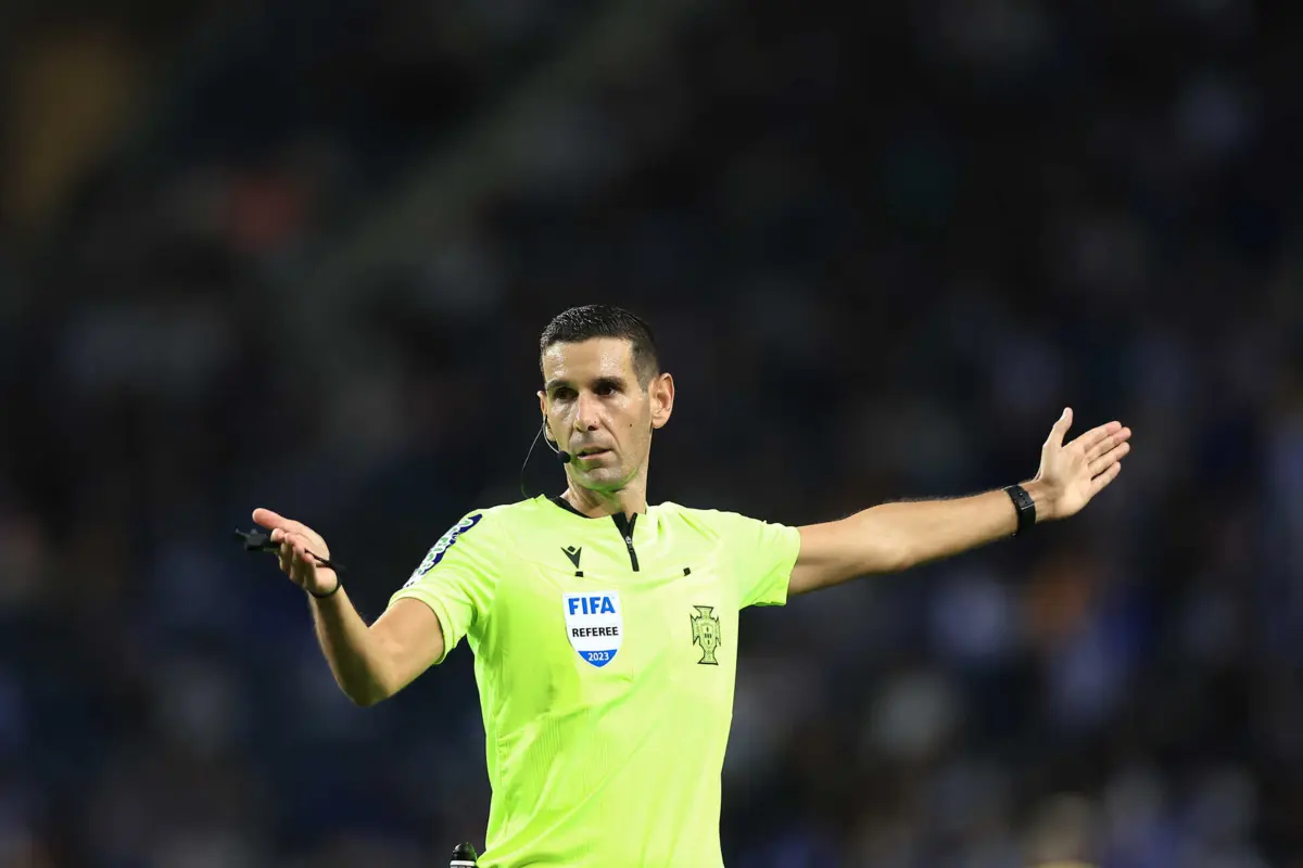 Imagem de contexto do artigo Taça da Liga: António Nobre arbitra clássico Sporting-FC Porto, Cláudio Pereira no Benfica-SC Braga