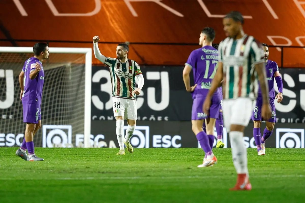 Imagem de contexto do artigo Chuva de golos resulta em empate no Estrela da Amadora-Braga