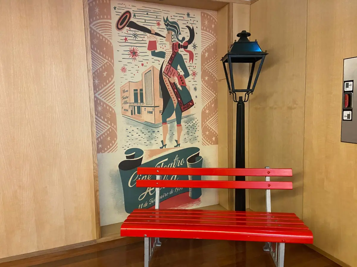 Imagem de contexto do artigo Ir ao cineteatro "só com 18 anos" e os assobios nas cenas "um bocadinho românticas". Alba faz 75 anos