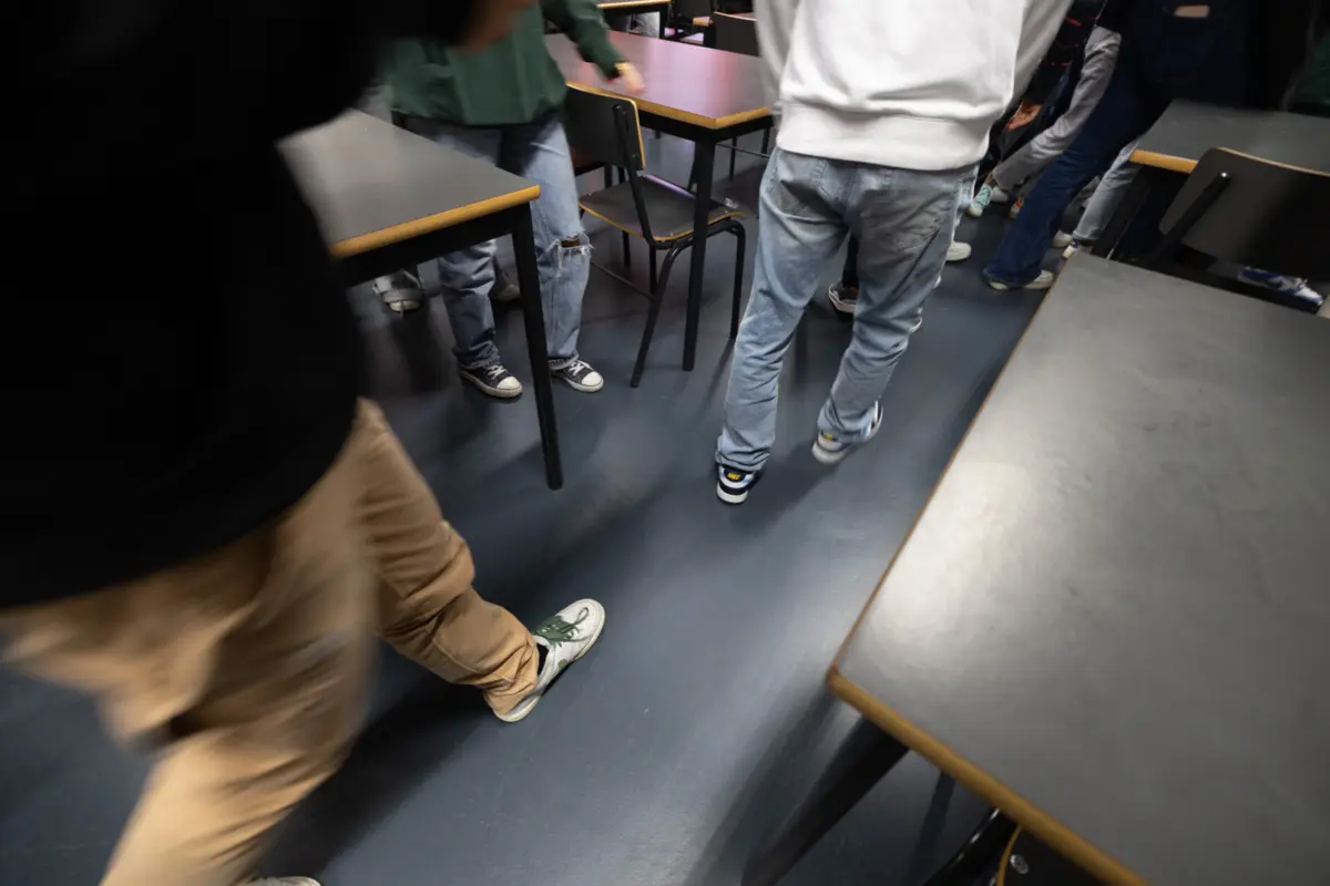 Imagem de contexto do artigo Governo sem revelar número de alunos sem professor: escolas dizem que podia "condicionar eleições", diretores falam em "trabalho imenso"