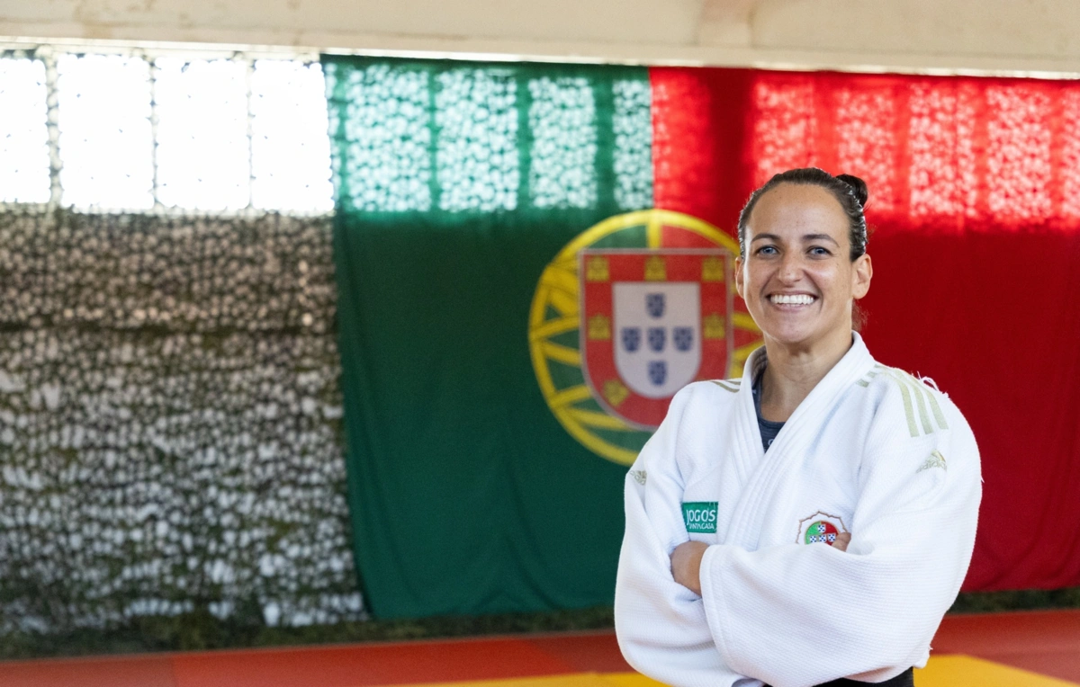Imagem de contexto do artigo "Sou surda, uma mulher de força e gosto de desporto." Joana Santos, a judoca que transforma "sofrimento energético" em medalhas de ouro