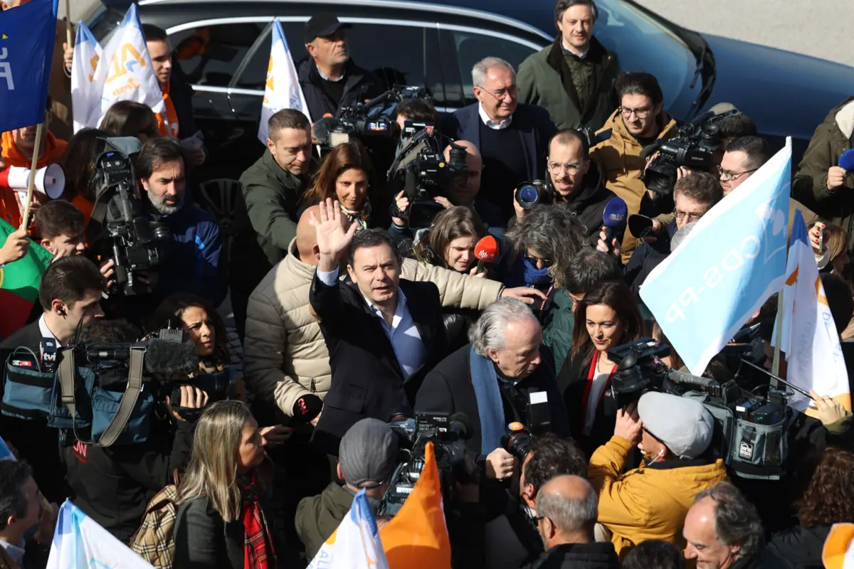 O presidente do PSD na Figueira da Foz no âmbito da campanha para as eleições legislativas de 10 de março