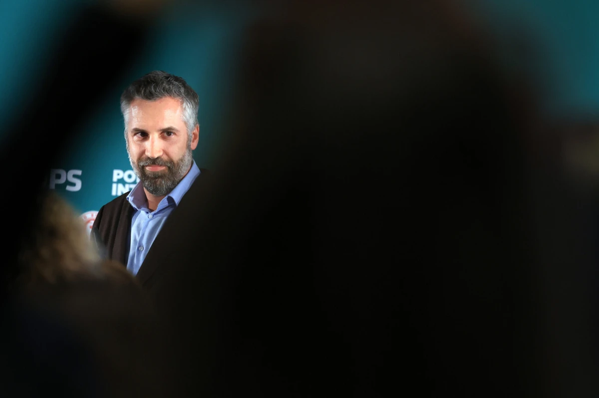 Imagem de contexto do artigo Fim das portagens no interior e Algarve, reduzir IVA da luz e alterar CSI. As promessas de Pedro Nuno Santos