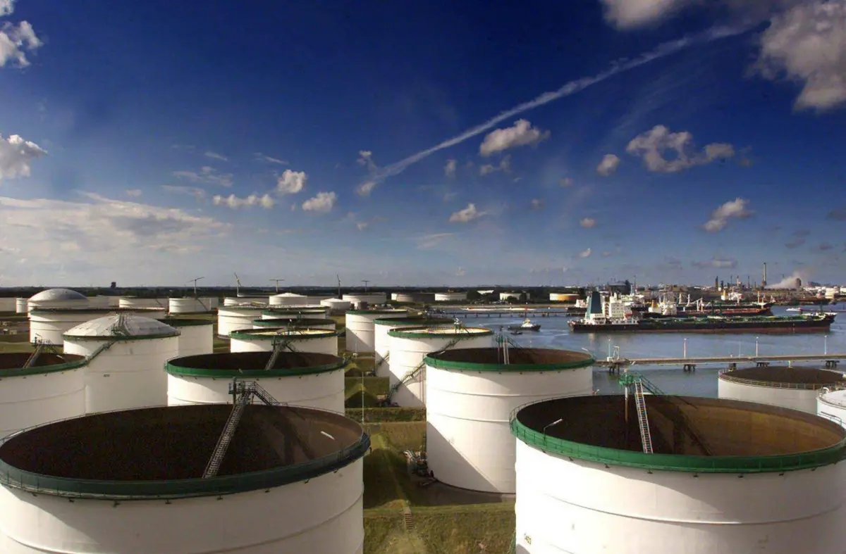 Imagem de contexto do artigo Brent sobe 3,6% após acordo entre Estados Unidos e China