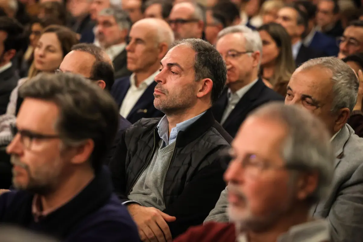 Imagem de contexto do artigo Duarte Cordeiro diz que voto de socialistas em Gouveia e Melo "é um desperdício"