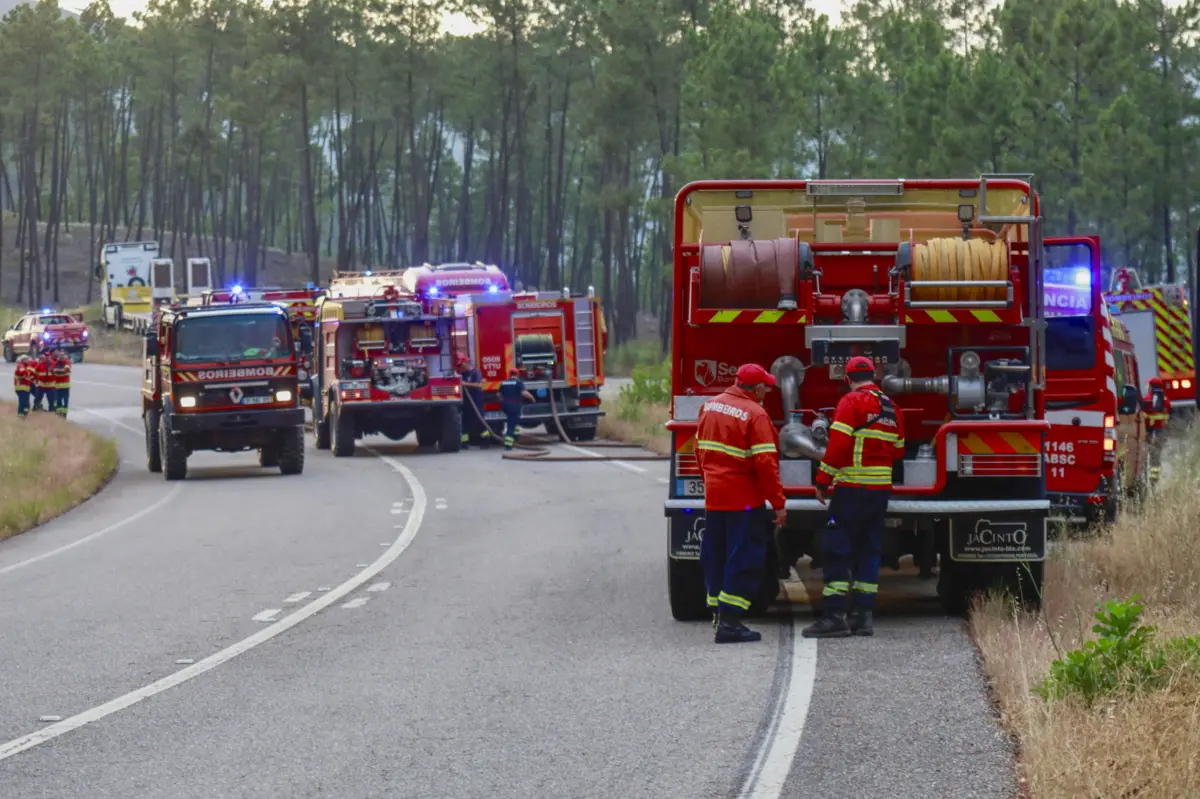 Imagem de contexto do artigo Incêndio em Castelo Branco "continua ativo": combate reforçado, meios aéreos voltam a entrar em ação