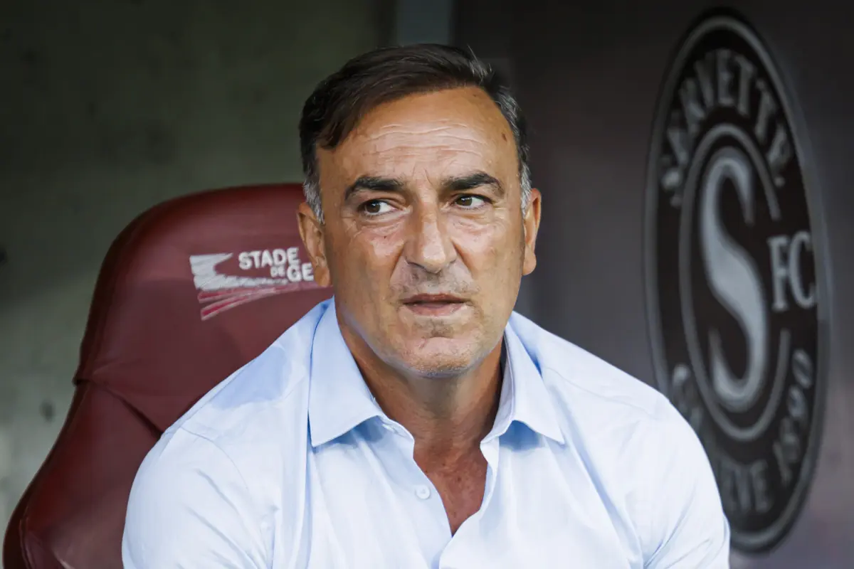 Imagem de contexto do artigo Carlos Carvalhal elogia empenho e compromisso de El Ouazzani e Roberto Fernández