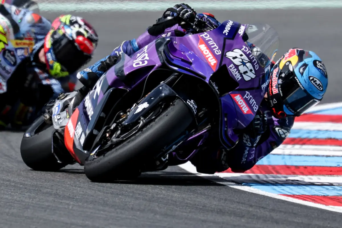 Imagem de contexto do artigo Miguel Oliveira deixa Moto GP e vai competir no Mundial de Superbikes