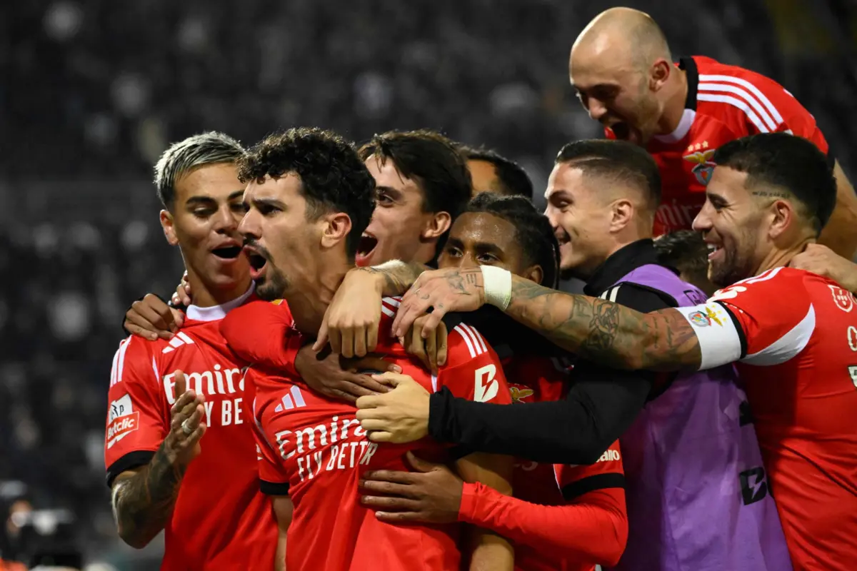 Imagem de contexto do artigo Castelo de Guimarães foi tomado ao segundo assalto. Benfica vence Vitória SC