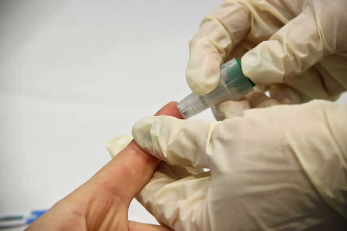 Imagem de contexto do artigo "Queremos que o estigma acabe." Comunidade migrante é a mais afetada pelo VIH em Portugal