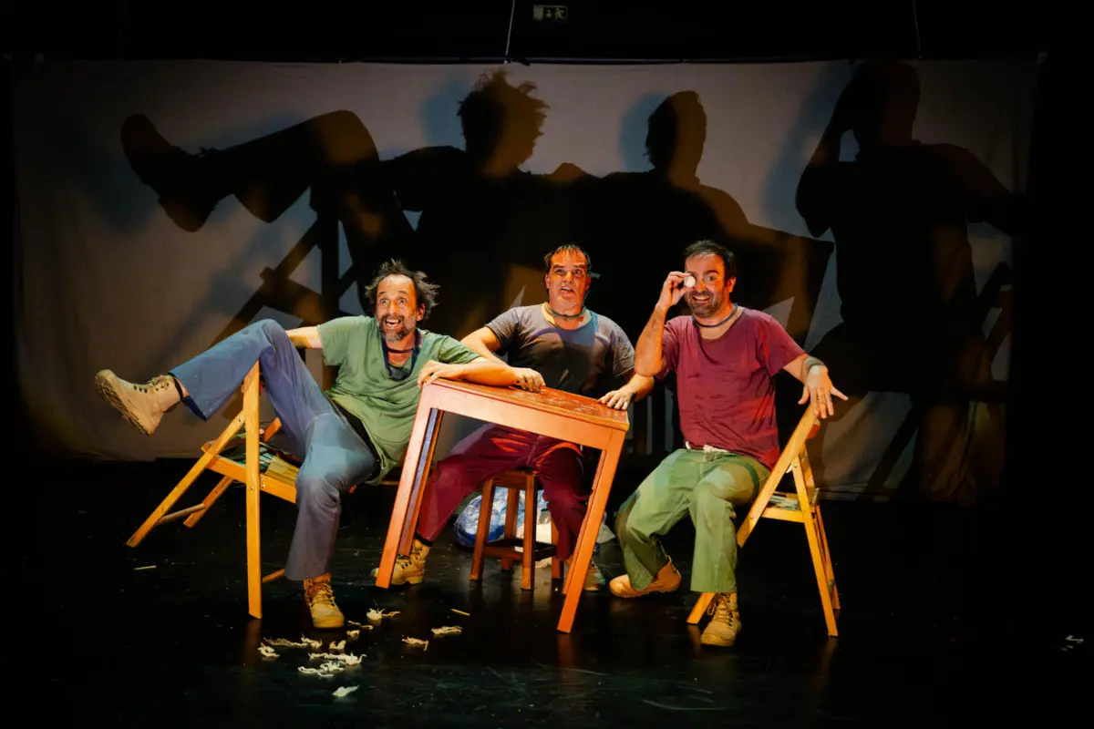 Imagem de contexto do artigo Melhor parte é "vê-los crescer". Companhia do Chapitô junta teatro e circo há 30 anos