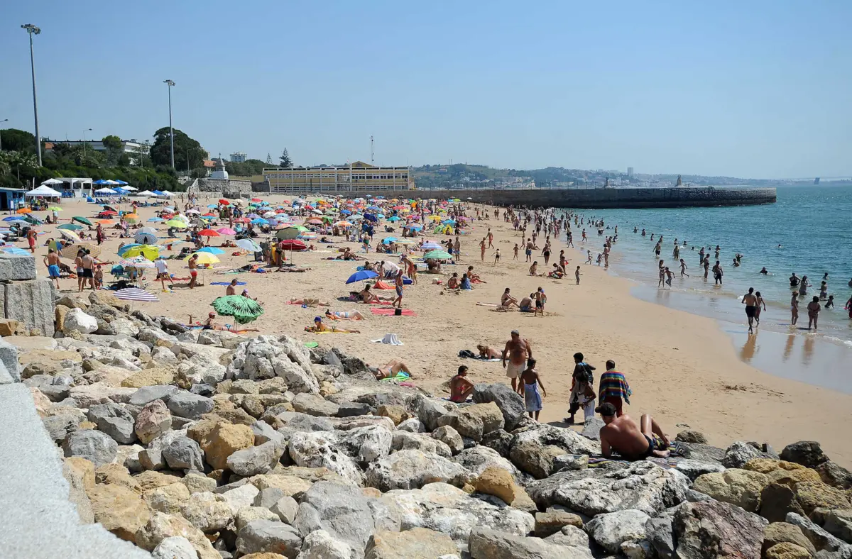 Imagem de contexto do artigo Oeiras passa a cobrar taxa turística de um euro a partir de 15 de agosto