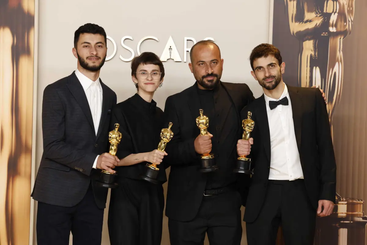 Basel Adra, Rachel Szor, Hamdan Ballal e Yuval Abraham venceram o troféu de melhor documentário nos Óscares