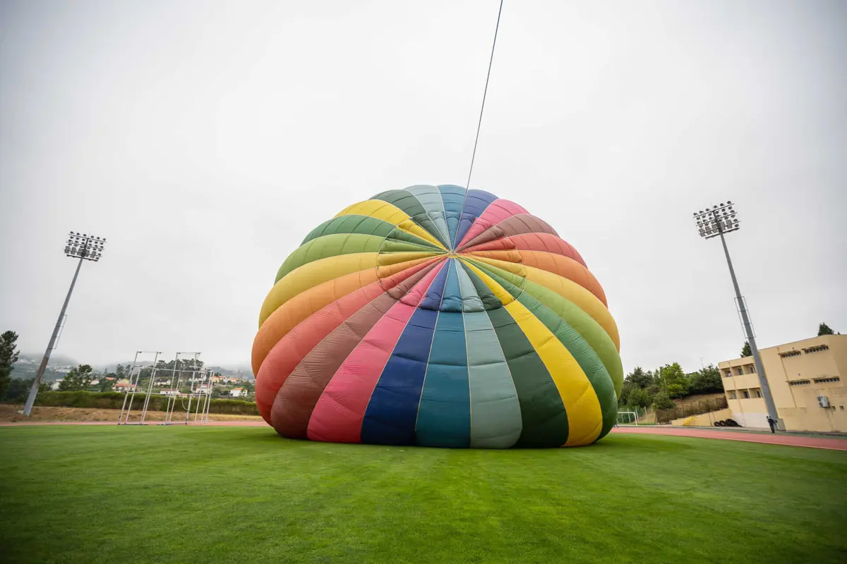 Imagem de contexto do artigo Autópsia ao corpo do homem que morreu no Alqueva durante passeio de balão de ar quente aponta para afogamento