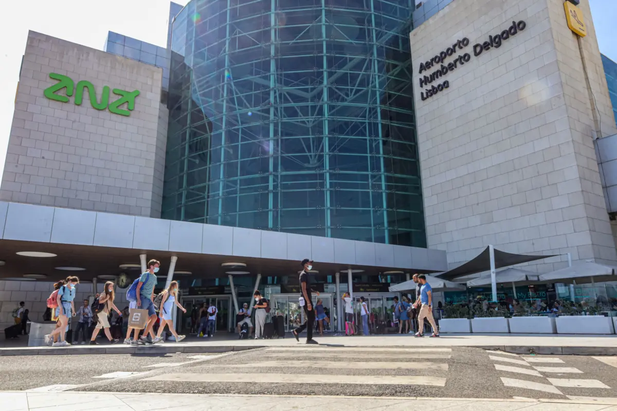 Imagem de contexto do artigo Funcionário de companhia aérea detido pela PJ por tráfico de cocaína