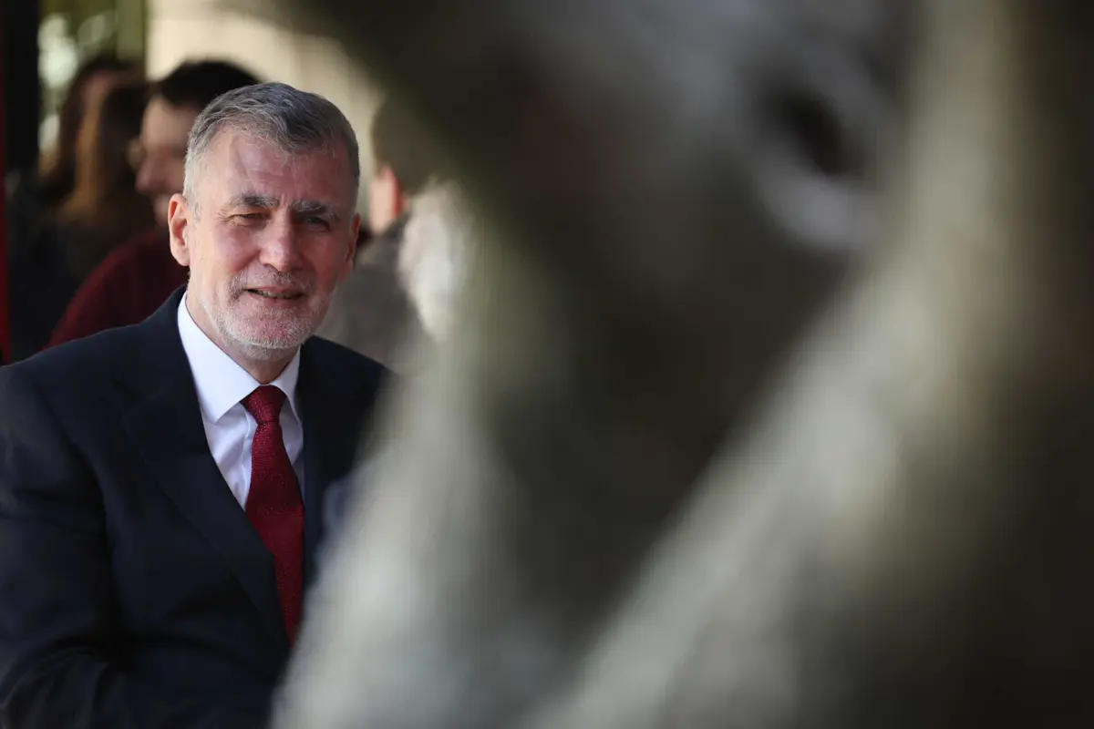 O almirante refere que há "outra coisa mais inteligente" do que o regresso do Serviço Militar Obrigatório