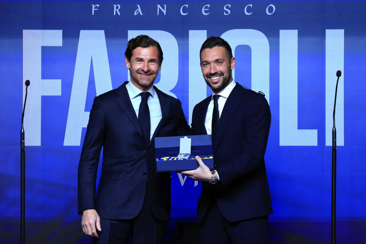 Imagem de contexto do artigo Villas-Boas destaca “percurso explosivo” de Farioli: “Será um sucesso absoluto”